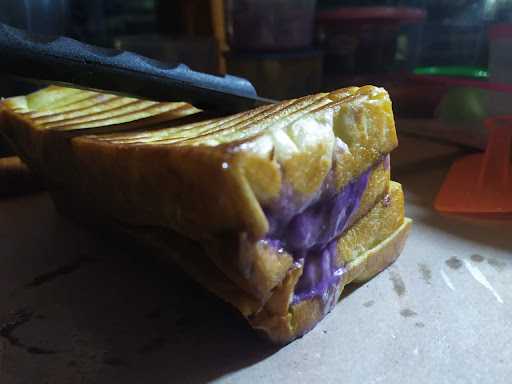 Roti Bakar Iskho 4