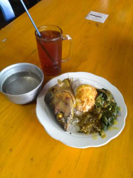 Rumah Makan Padang Singgalang Mangu 6