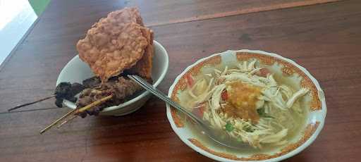 Soto & Sop Hollywood Jakal Km. 15 10