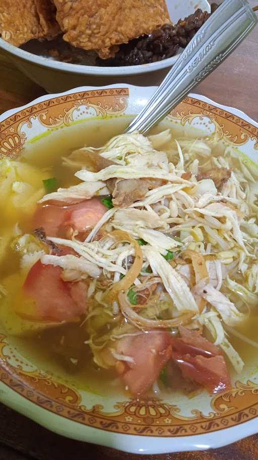 Soto & Sop Hollywood Jakal Km. 15 9