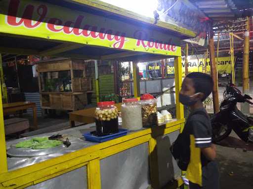 Warung Bu Geng (Lotek, Pecel, Soto) 9