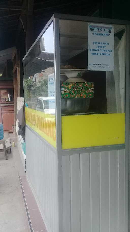 Warung Makan Masakan Padang 101 2