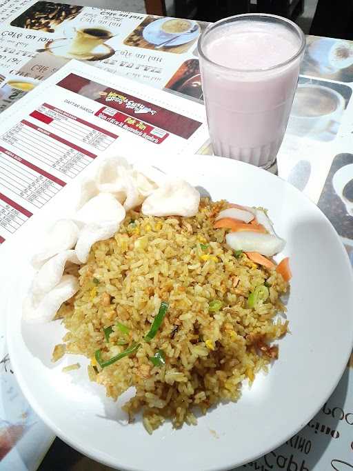 Warung Nasi Goreng & Susu Murni 7