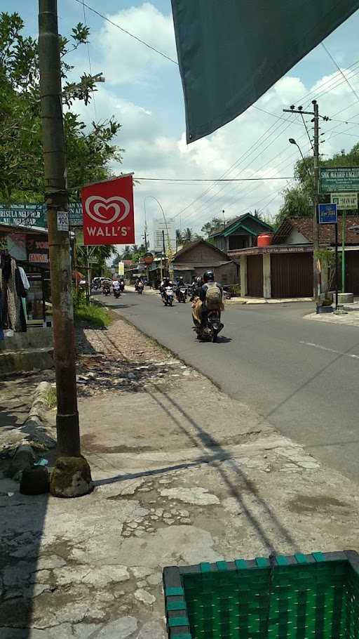 Mie Ayam & Bakso Al-Fajar 7