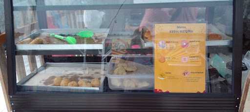 Kedai Donat Rizqina 8