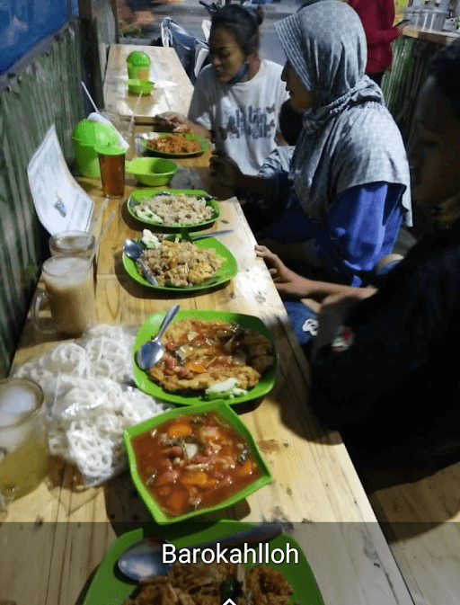 Aneka Nasi Goreng Abah Di 8