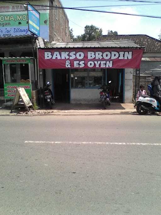 Bakso Brodin & Es Oyen 7