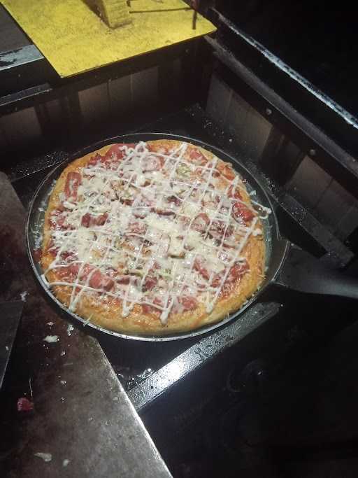 Kios Kebab Pizza 4