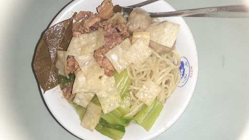 Mie Ayam Ceker Solo Arjuna Nenak 4