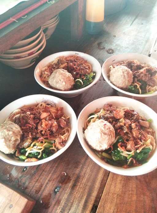 Mie Ayam Bakso Cuss 2