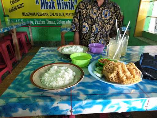 Food Stall Goat Curry Mbah Tukiyem 3