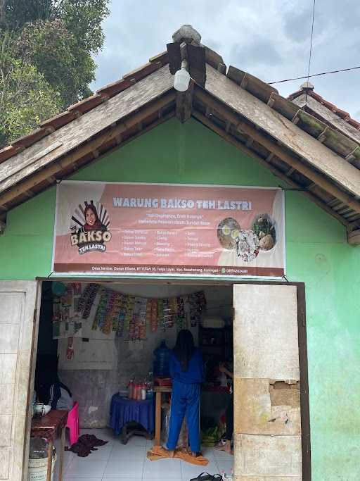 Warung Bakso Teh Lastri Kuningan 4