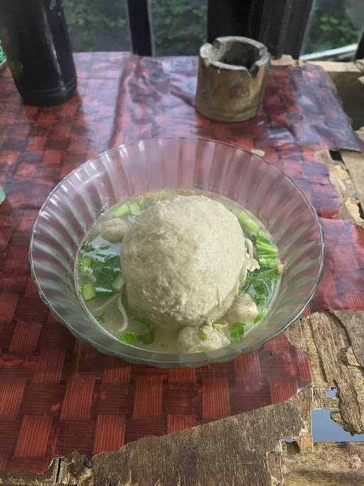 Warung Bakso Teh Lastri Kuningan 3