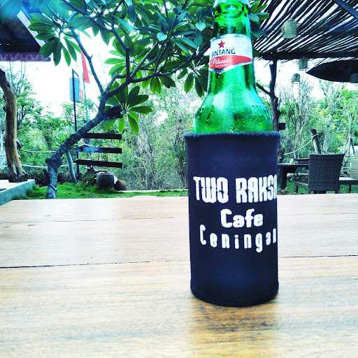 Two Raksa Cafe 6