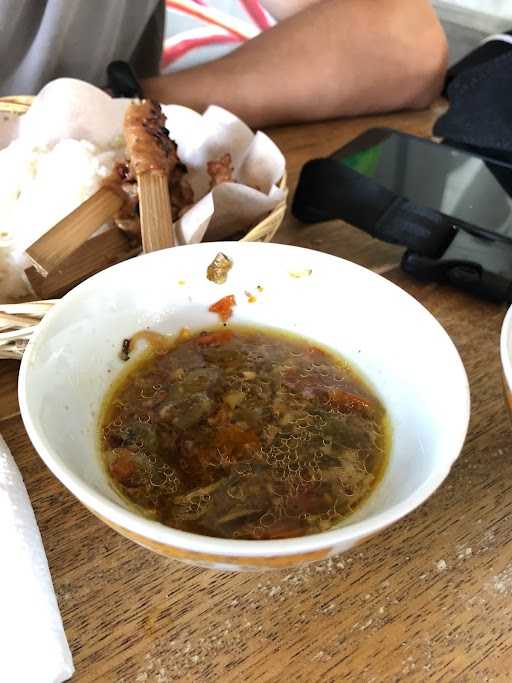 Warung Made (Traditional Food) Babi Genyol 7