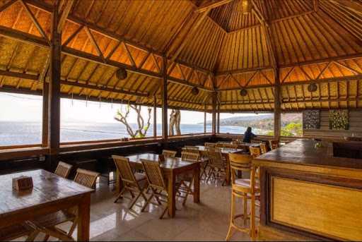 Warung Manta Restaurant And Bar 10