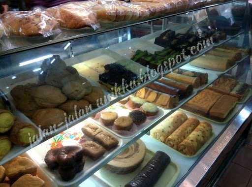 Yohan'S Modern Bakery 3