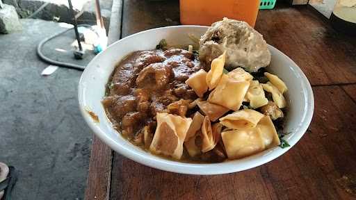 Rumah Makan Warung Pojok 9