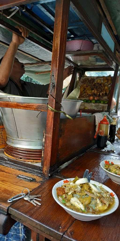 Warung Soto Masjid Mujahidin 1