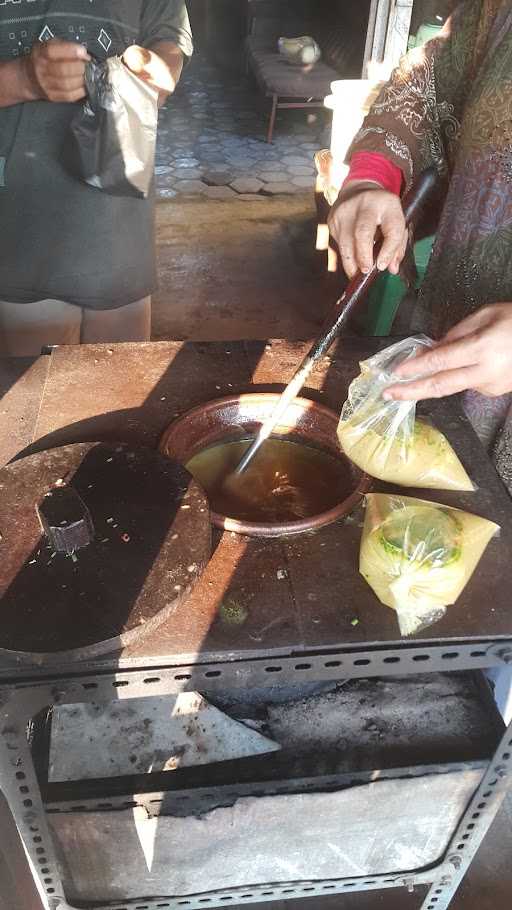 Warung Nasi Empal Gentong Bu Een 2