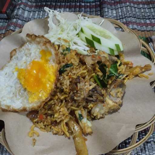 Nasi Goreng Pak Dhe Tri 2 1