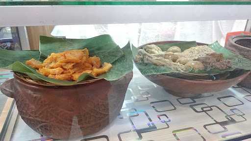 Spesial Pecel & Gudeg Woro Sari 1