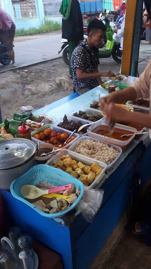 Nasi Uduk Kantor Pos 1