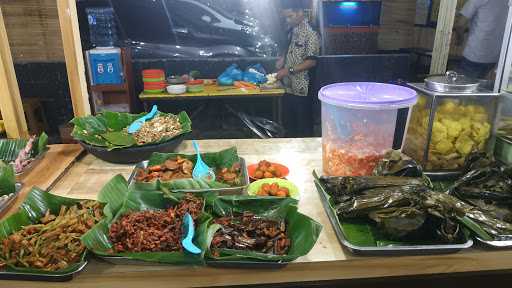 Warung Nasi Alam Sunda 1