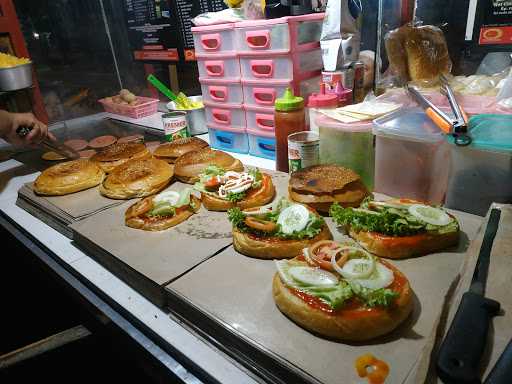 Roti Bakar, Pizza Dan Burger Drajat 2