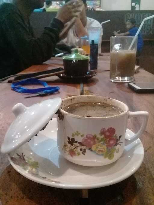 Warung Kopi Tuing Tuing Cofee 1 3