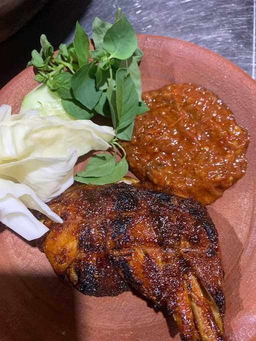 Ayam Kremes Enggal Jaya 5