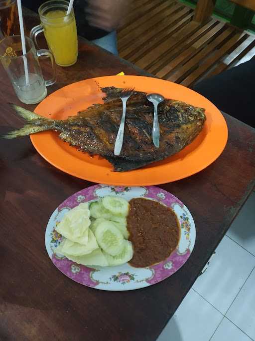 Rumah Makan Toh Joyo 1