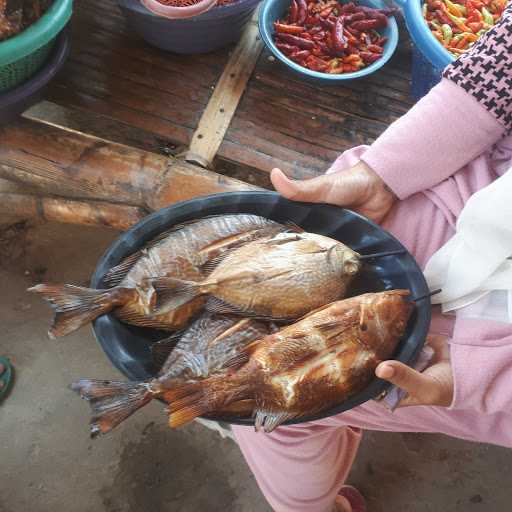 Warung Mbak Yuli 9