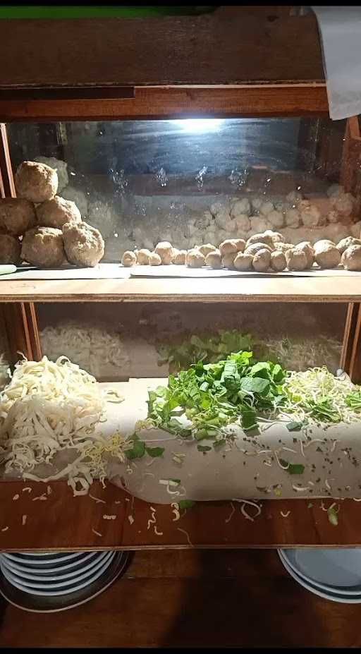 Bakso Dan Mikocok Raka 3