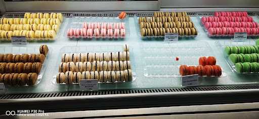 Ambrogio Patisserie - Kota Baru Parahyangan 8