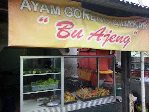 Ayam Goreng Bu Ajeng 1