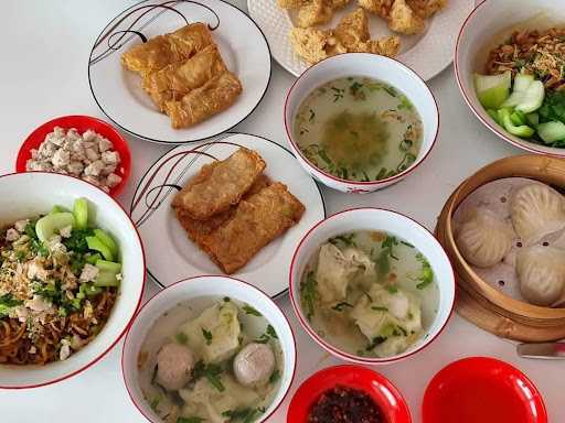 Hu Noodle, Porridge & Dimsum 5