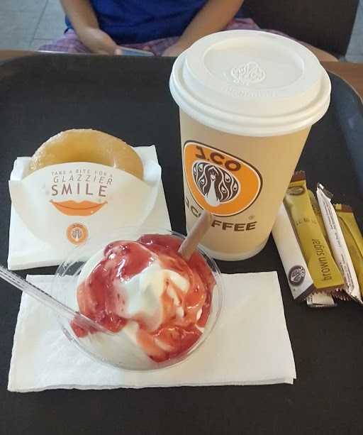 Jco Donuts 8