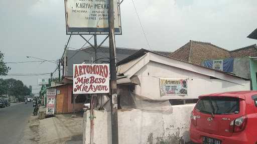 Mie Ayam Baso Artomoro 5