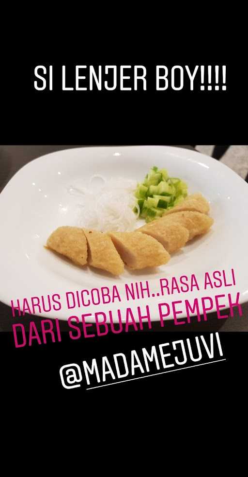 Pempek Madame Juvi 4