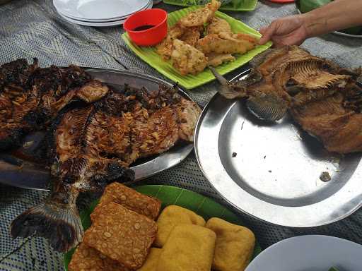 Rumah Makan Alam Endah 7