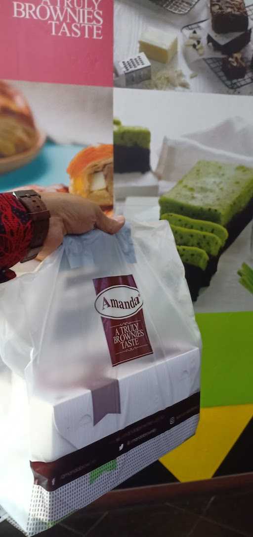 Outlet Amanda Brownies - Padang 6