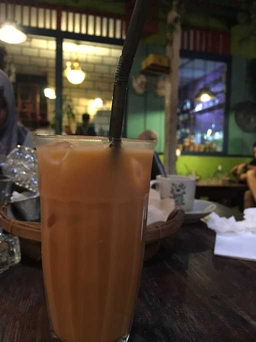 Kedai Kopi Opa Mahmud 8