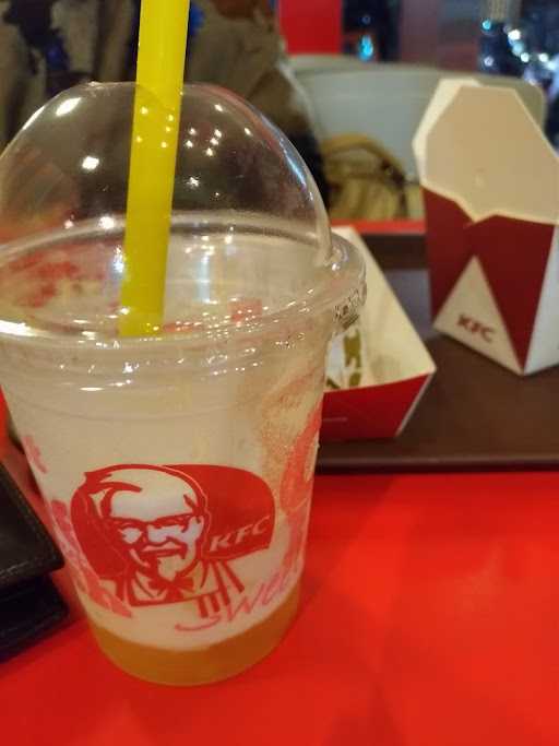 KFC - Purus Veteran Padang 3