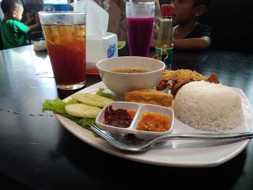 Ayam Goreng Karawaci 7