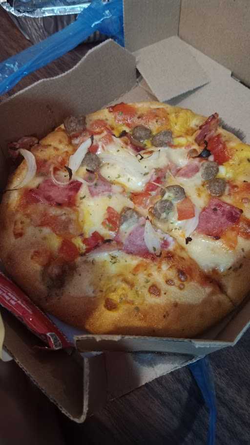 Domino'S Pizza 4