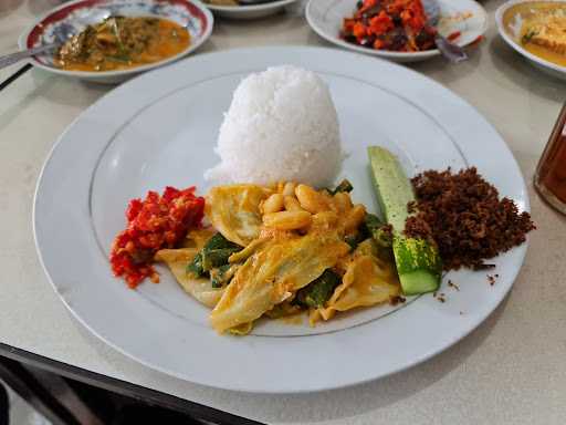 Pagi Sore Restaurant 10