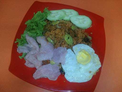 Bofet Keluarga Nasi Goreng Patai 8