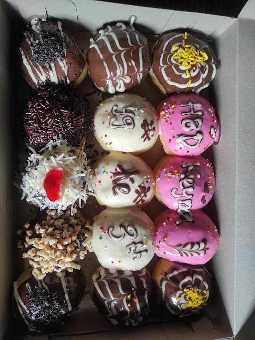 Ayu Donut 5