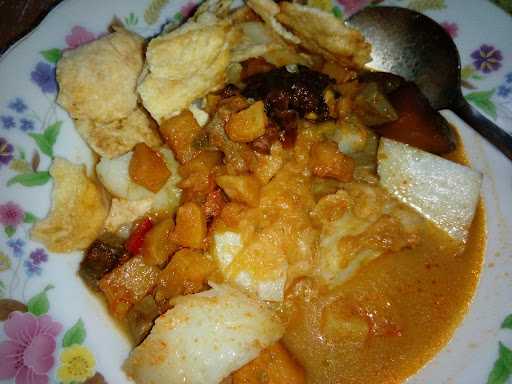 Ketupat Khas Betawi.. 1